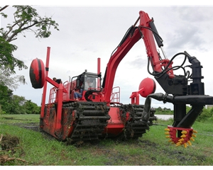 Amphibious Multifunction Dredger With Crawler