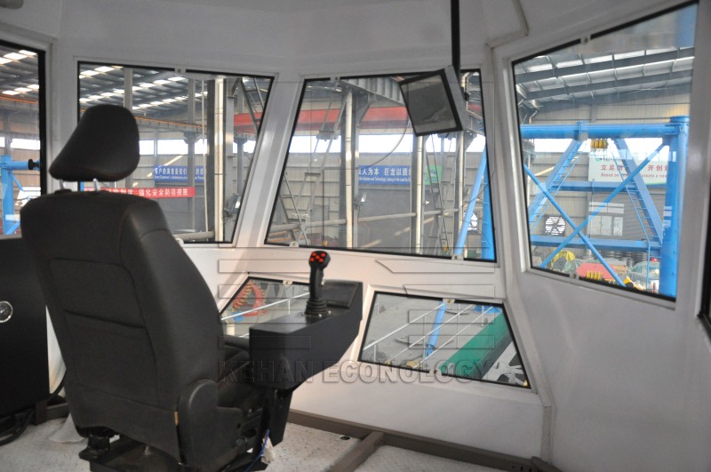Operating cabin