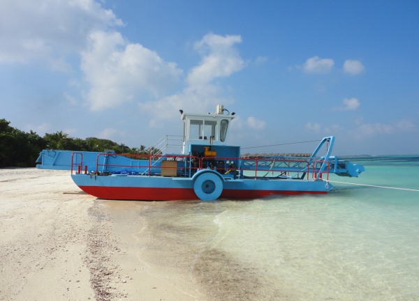 Seaweed Collecting Vessel